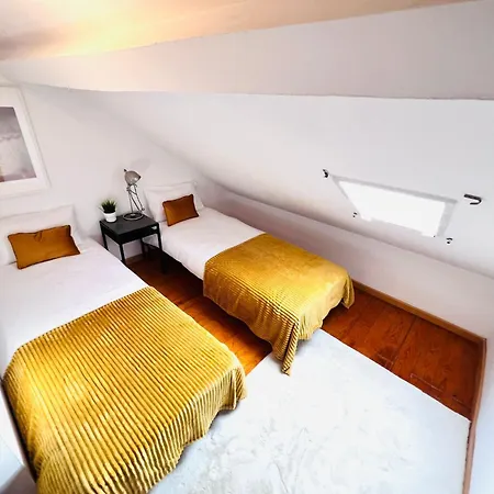 Bairro Alto, Location In Centre بيت شباب