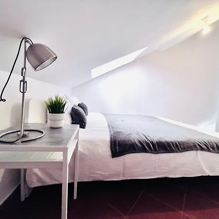 بيت شباب Bairro Alto, Location In Centre Lisboa