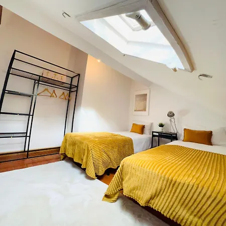 Bairro Alto, Location In Centre