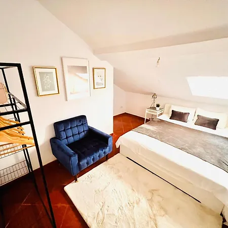 Hostel Bairro Alto, Location In Centre Lisboa