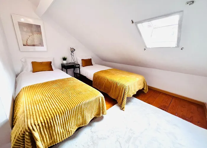 Bairro Alto, Location In Centre Hostel *